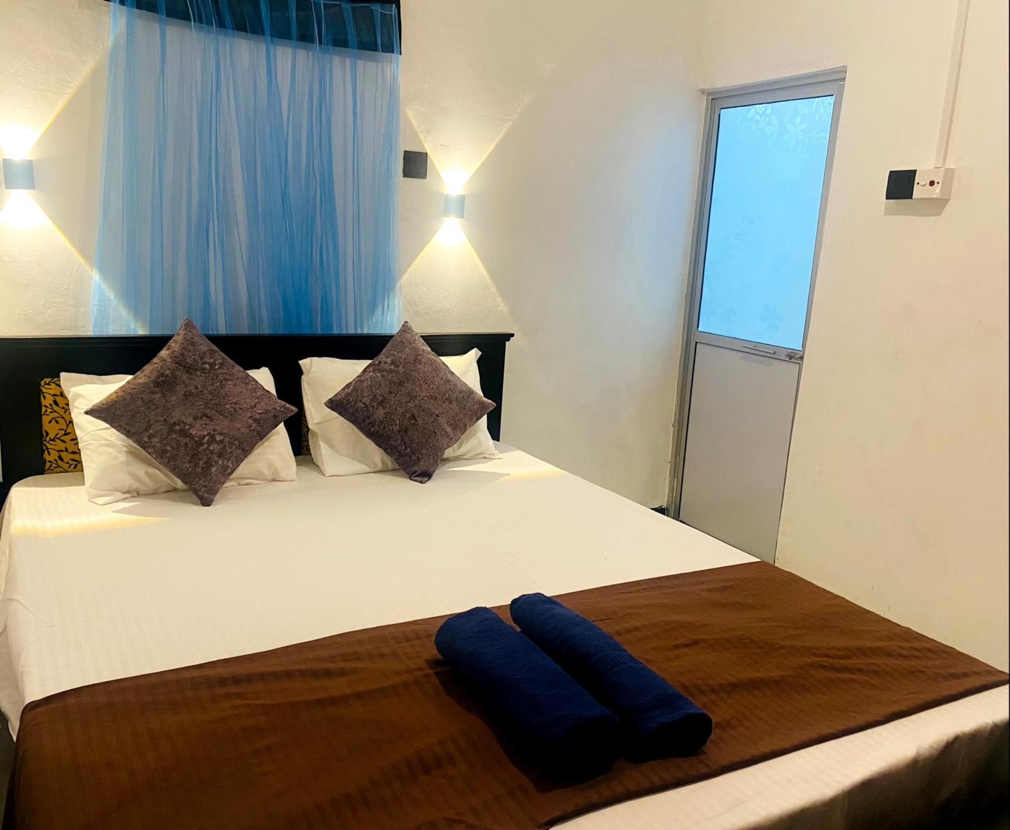 Fly Infinity - Home Stay Κάντι Εξωτερικό φωτογραφία