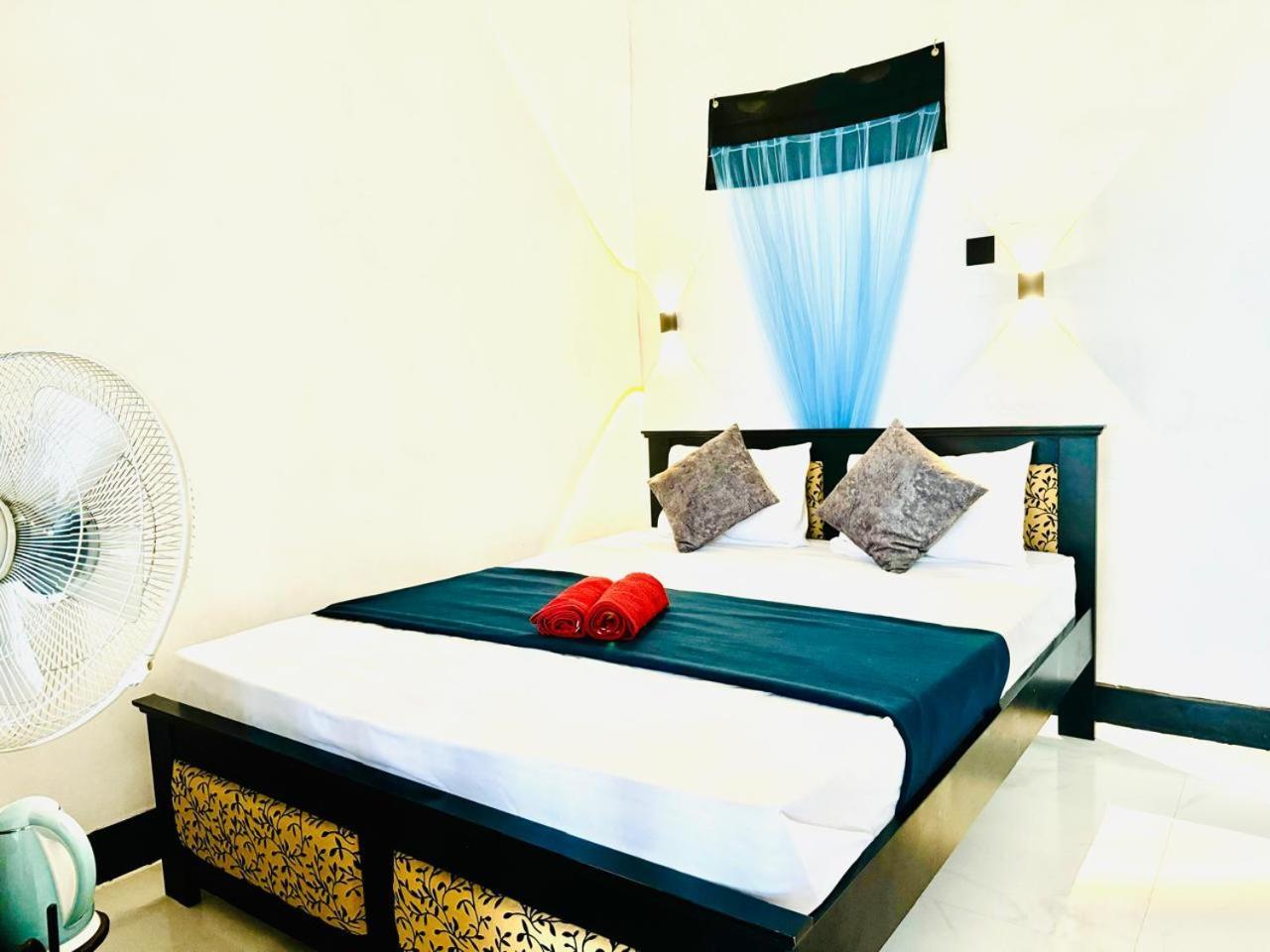 Fly Infinity - Home Stay Κάντι Εξωτερικό φωτογραφία